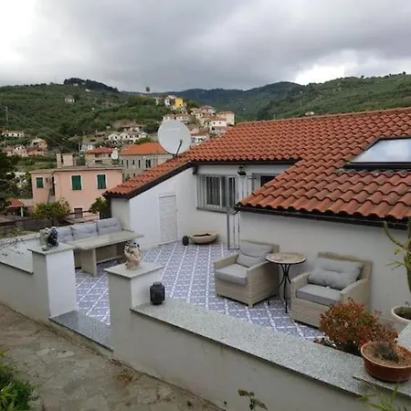Mansarda Con Terrazza A Diano
